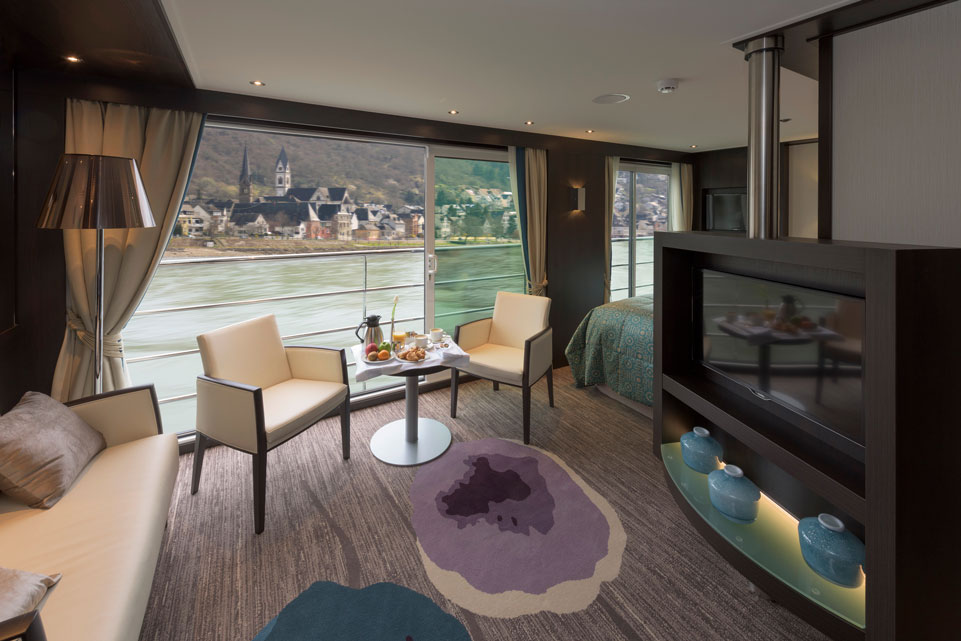 Travelmodia - stateroom on Avalon Waterways