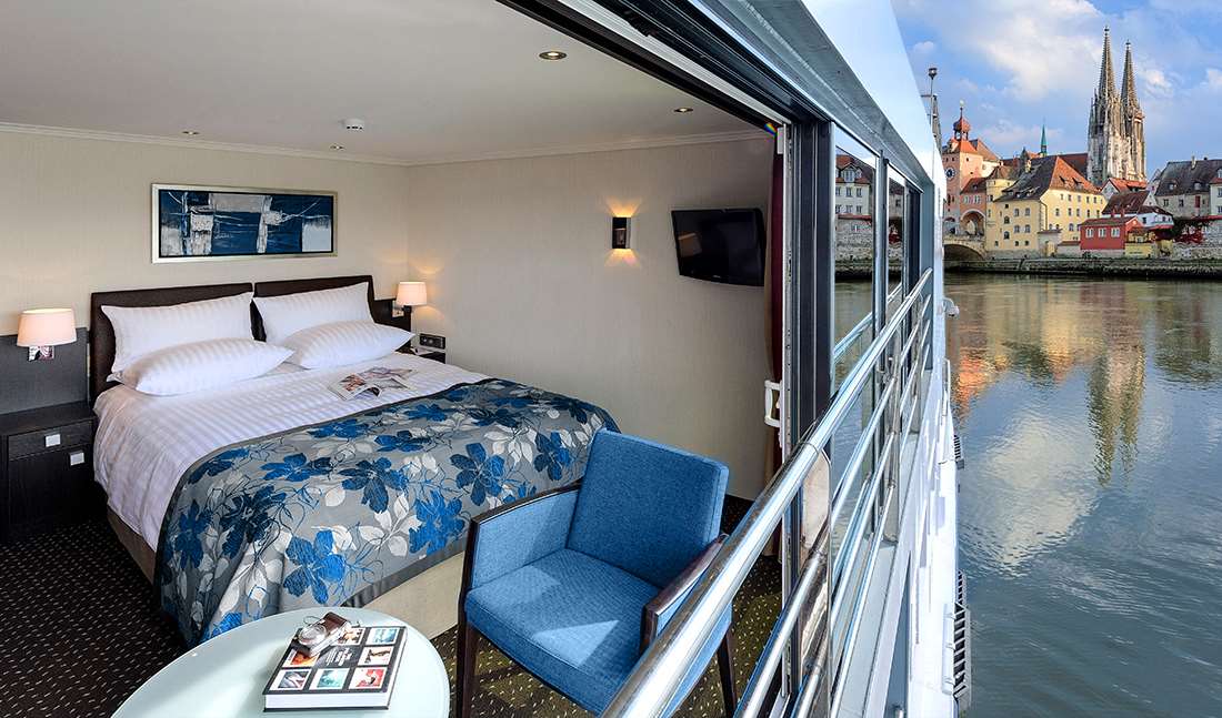 Travelmodia - stateroom on Avalon Waterways